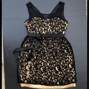 💥HP! Lace Belted Dress